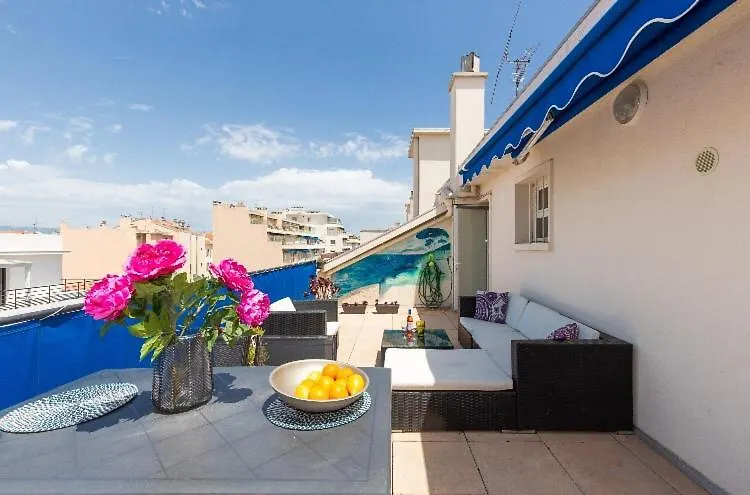 Penthouse Antibes City Centre/Beachアパートメント