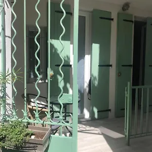 Vieil Antibes, Ravissant 2p Avec Petite Terrasse Antibes