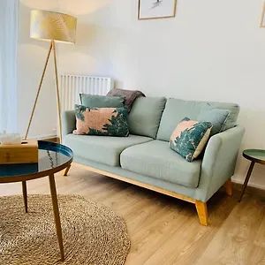 Studio Confort 35m2 Renove, Equipe Et Climatise, Tout Se Fait A Pied! Antibes